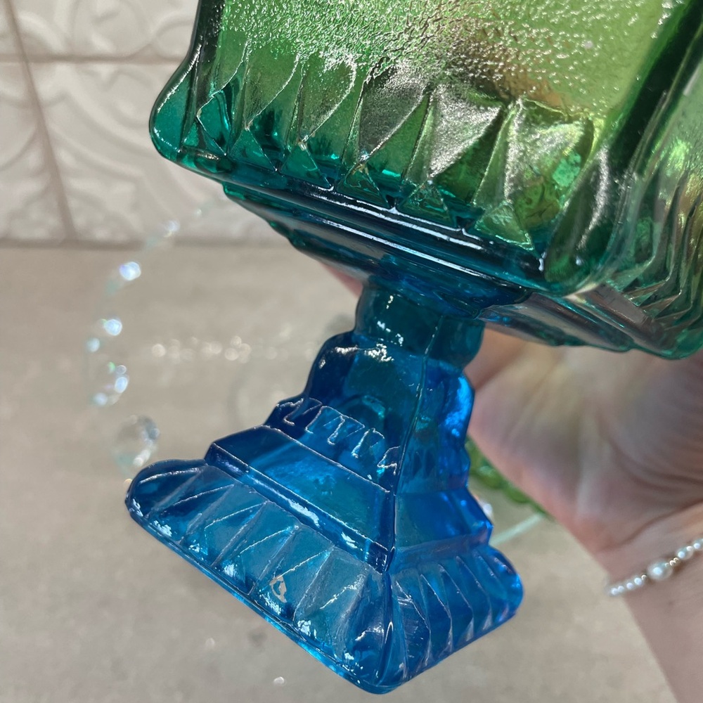 Vintage Jeannette Glass Wedding Blue Green Pedestal Covered Candy Dish With Lid - Picture 8 of 8